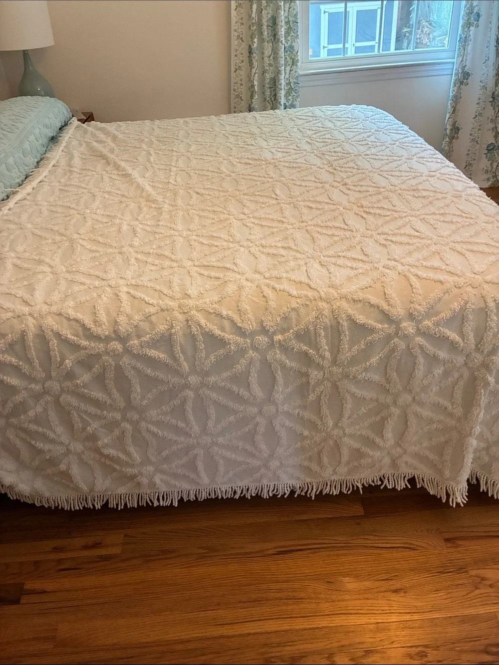 Vintage white chenille